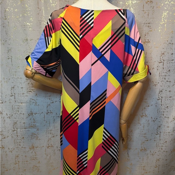 Colorful Geometric Print Dress - Picture 5 of 7